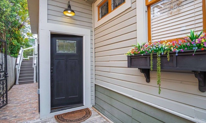King William Casa | Exquisite Studio Guesthouse Near Downtown's Core!