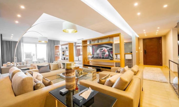 Ikoyi Apartamento | Exquisite Three Bedroom