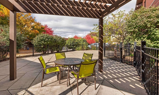 Mishawaka Hotel | Extended Stay America Select Suites South Bend Mishawaka S
