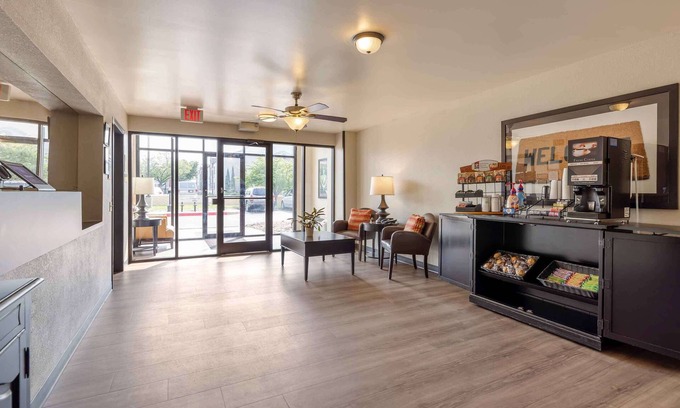 Wichita Hotel | Extended Stay America Suites Wichita East
