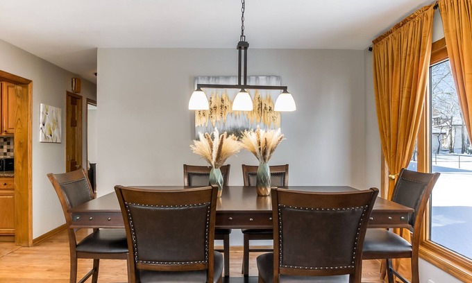 Itasca Casa | Extended Stay Itasca FHS Rental