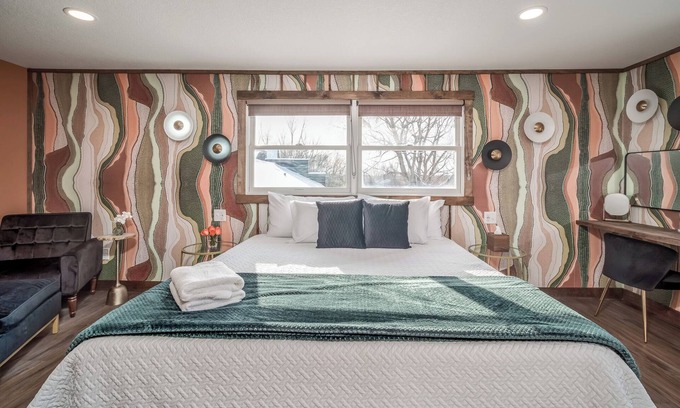 Prescott Apartamento | Private Balcony, King Bed, Kitchen