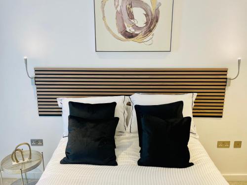 St Albans Apartamento | Extra large spacious 1 Bedroom private apartment, Nr St Albans City Station, Business, contractor, Parking, WiFi