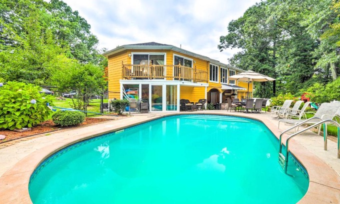 Randolph Casa | Extravagant Randolph Retreat with Private Pool!