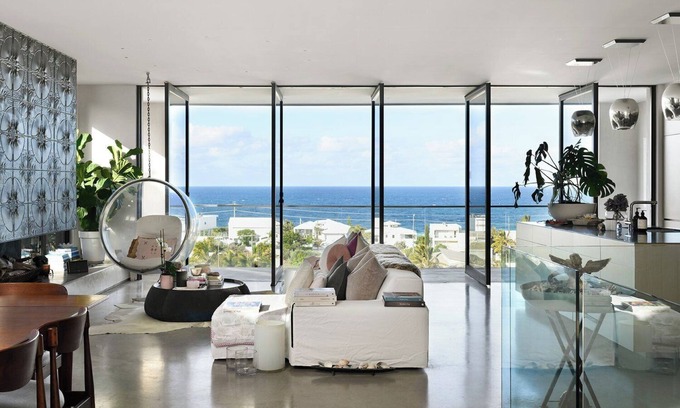 Sunrise Beach Casa | Eyrie House