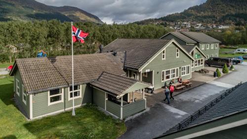 Forde Casa | Førde Gjestehus og Camping
