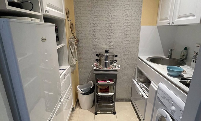 Chatel-Guyon Apartamento | F1 FACE TO THE THERMAL PARK pets welcome!