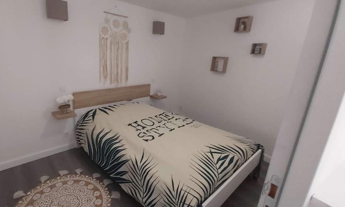 Chatel-Guyon Apartamento | Piso F2 totalmente reformado - Amueblado 4 estrellas - Terraza - Conexión WIFI