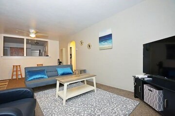 Carlsbad Casa | (F2) Enchanted Getaway ☀ Near River & Caverns❣