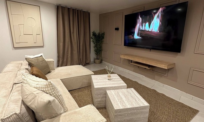 Etampes Apartamento | F2 jacuzzi modern / spacious (5 min station)