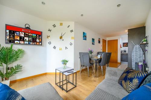 Saltaire Village Casa | F302 Lovely & Relaxing Stay With View