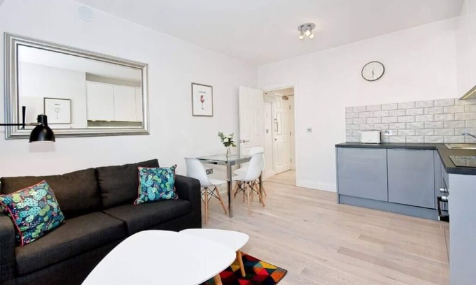 Soho Apartamento | F6 Greek Street - capacidad para 3 personas en 1 habitación