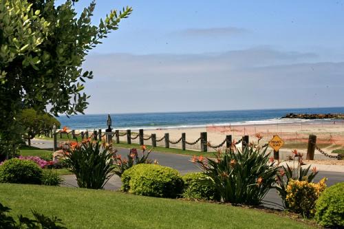 Townsite Casa | F9 - Beach Cottage Getaway