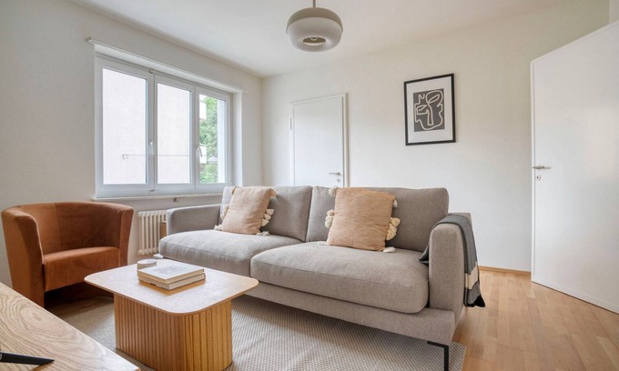 Breite Apartamento | Fab Breite 2BR w/ Storage, 4 min to Main Station, by Blueground