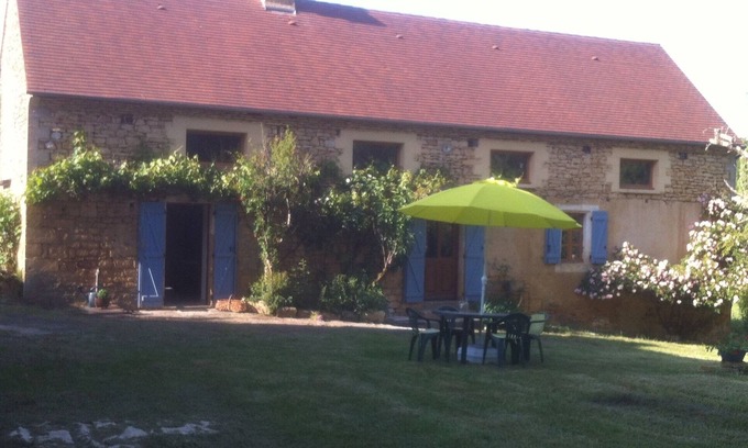 Les Eyzies Casa | Fabulosa casa de campo francesa, enteramente y bellamente restaurada.