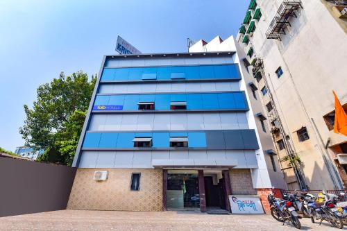 Vadodara Hotel | FabExpress Shri Krishna