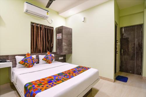 New Town Hotel | FabExpress The Sunshine Residency