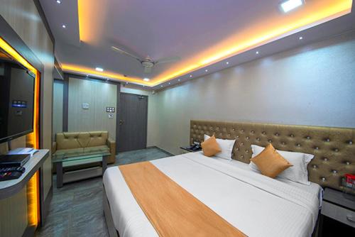Bara Bazar Hotel | FabHotel Aafreen International