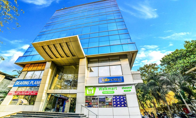 Sakinaka Hotel | Fabhotel Ascot International II