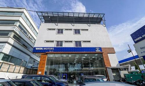 RR Nagar Hotel | FabHotel Ayodhya Comforts
