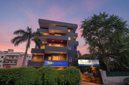 Sector 39 Hotel | FabHotel Destiny Inn