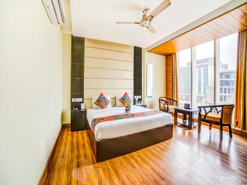 Zirakpur Hotel | FabHotel Diamond Zirakpur
