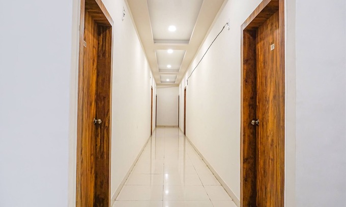 Pune Hotel | Fabhotel Krishan Executive