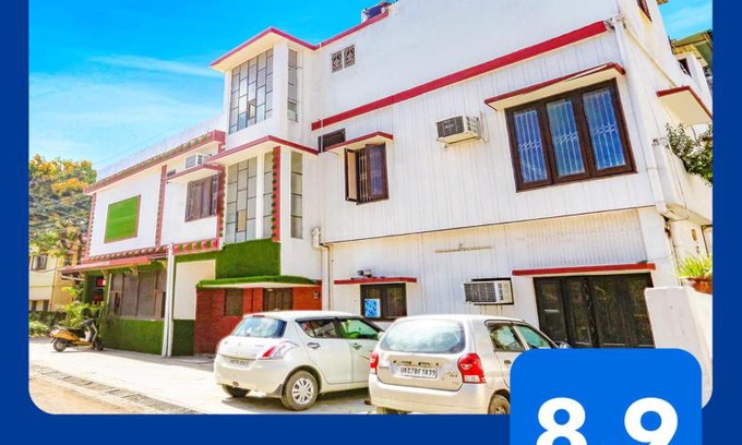 Dehradun Hotel | FabHotel Limewood