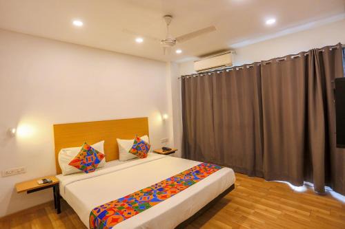Pashim Vihar Hotel | FabHotel Moro Paschim Vihar