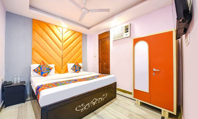 New Delhi Hotel | FabHotel PP Residency Tilak Nagar