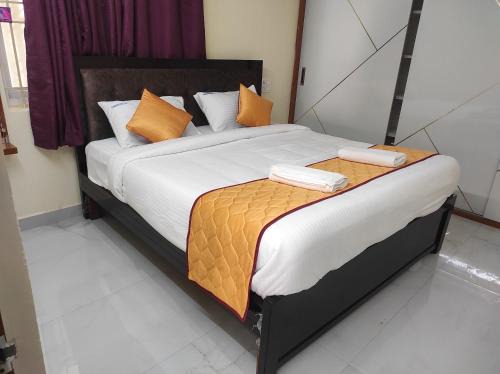 Tirupati Hotel | FabHotel Pranavam Residency