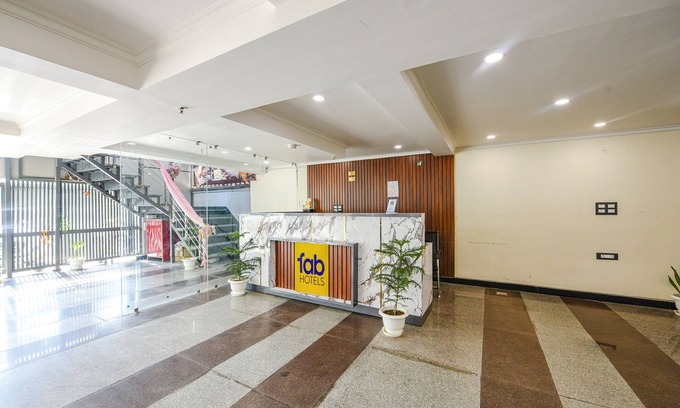 Dwarka Hotel | Fabhotel Prime Apple Tree Residency