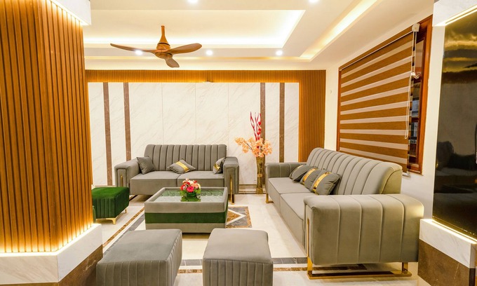 Vijaya Nagar Hotel | Fabhotel Royale Basant Residency