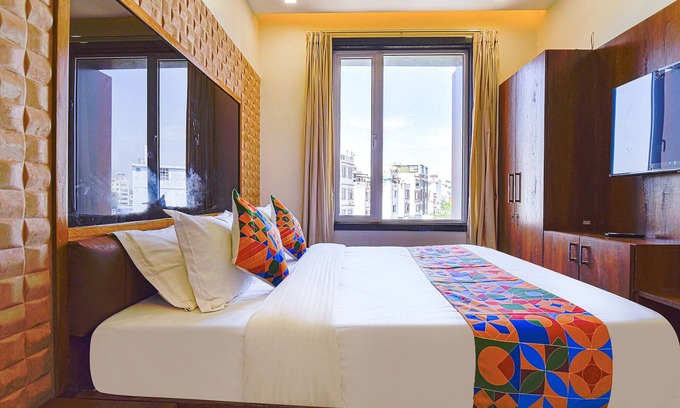 Central Area Hotel | Fabhotel Shree Ji