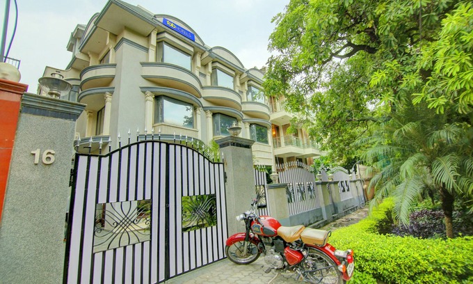 DLF City Hotel | Fabhotel Staywell