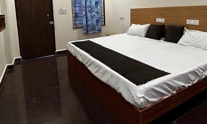 Kukatpalli Hotel | Fabhotel Svr Grand