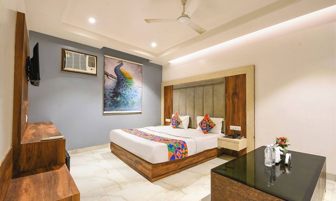 Mahipalpur Extension Hotel | Fabhotel The Nilsa