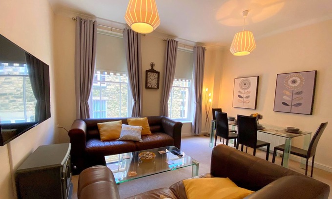 Belper Apartamento | Fabulous 2 bed Ground floor apartment in former Convent, easy walk into Belper