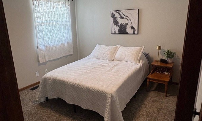 Manhattan Casa | Fabulous 2-bedroom house in Manhattan. Walkable to KSU.