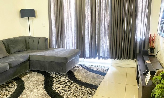 Greater Johannesburg Metropolitan Area Apartamento | Fabulous 2-Bedroom Apartment in Randburg