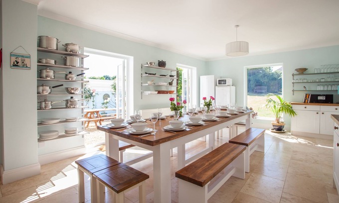 Peacehaven Casa | Fabuloso reformado costera casa de vacaciones de 6 dormitorios con estacionamiento y gran jardín