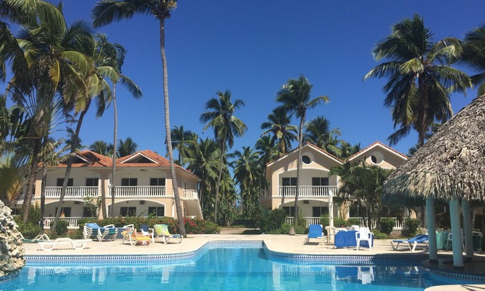 Samana Condominio | Fabulosos condominios a pasos de la playa privada y la piscina junto a la playa.