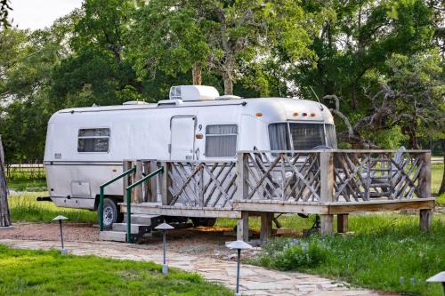 Spicewood Casa | Fabulous Cozy Airstream Perfect for a Small Family Unique Escape in Texas