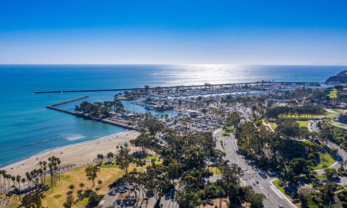 Del Obispo Condominio | Fabulosa casa de playa en Dana Point con vista al mar