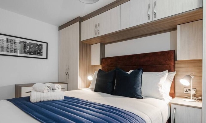 Middleton Casa | Fabulous, Designer House in the Perfect Location