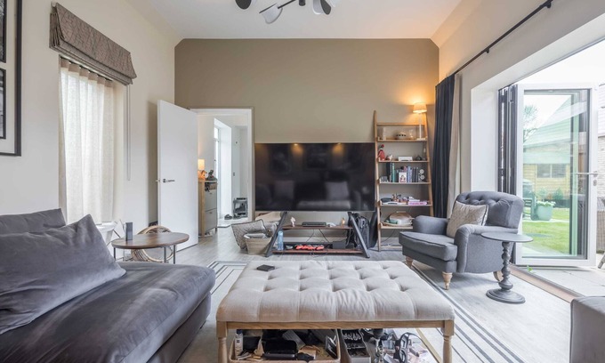 Cambridge Casa | Fabulous Family 4Bed Home