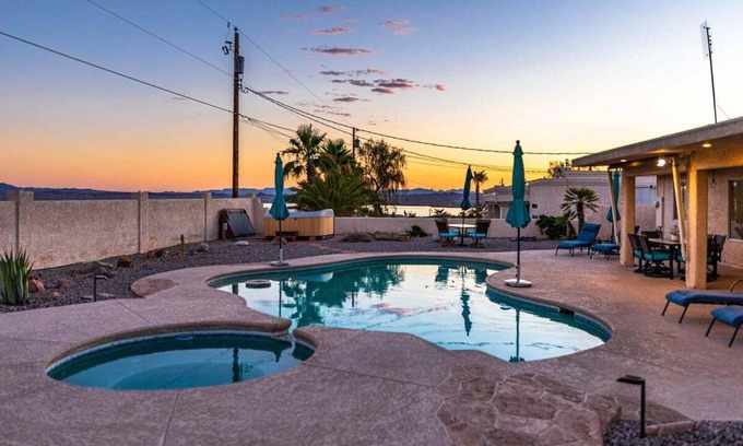 Lake Havasu City Casa | Fabulous Havasu Home | Private Pool & Hot Tub