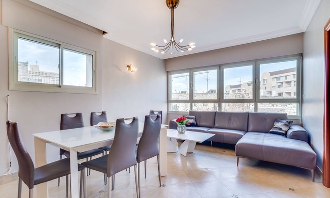 Mamilla Condominio | Fabulous Kosher Apartment 3 BR + Den in Amazing Central Location!!