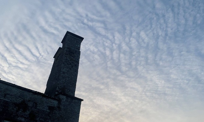 Navan Otro | Fabulous Norman Castle with WiFi in Meath.