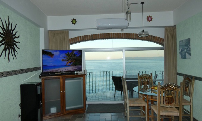 Zona sur Condominio | Fabuloso condominio frente al mar - $ 395 por semana JUNIO JULIO AGOSTO Y SEPTIEMBRE.